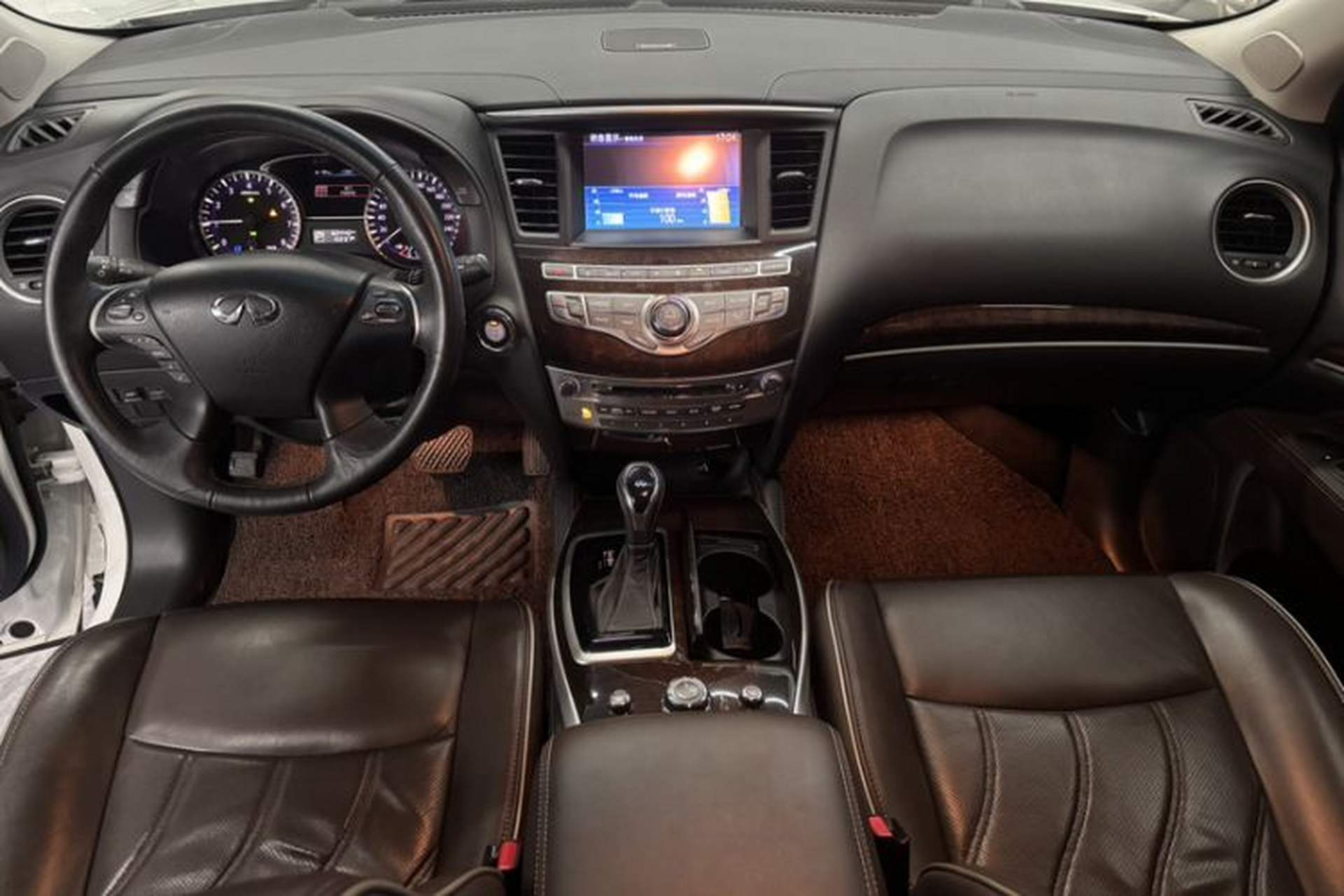 Used Infiniti QX60 2016 2.5 S/C Hybrid Two-Wheel-Drive Excellence Edition China V Standard Interior 3