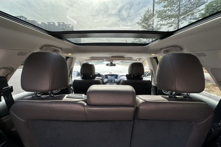 Used Infiniti QX60 2016 2.5 S/C Hybrid Two-Wheel-Drive Excellence Edition China V Standard Interior 7