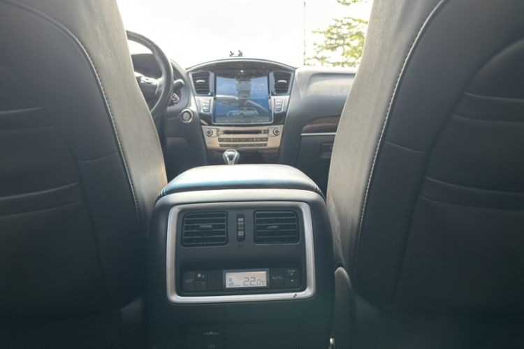 Used Infiniti QX60 2016 2.5 S/C Hybrid Two-Wheel-Drive Excellence Edition China V Standard Interior 8