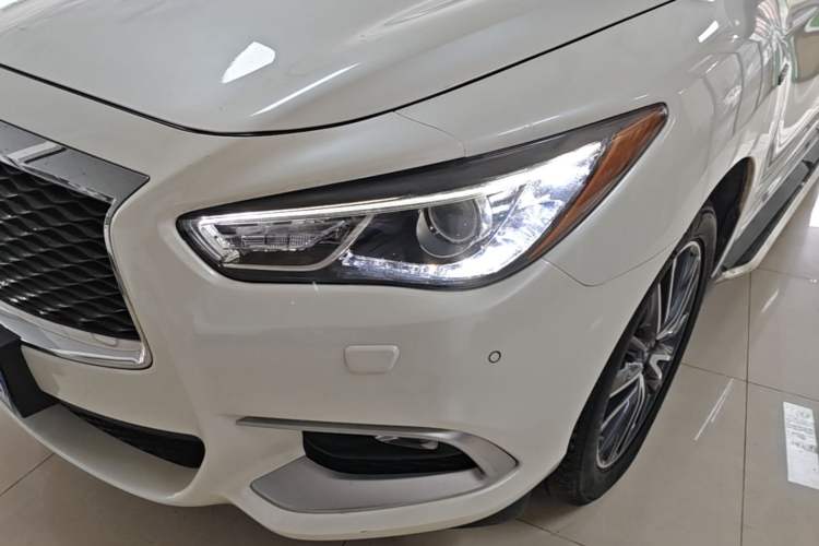 Used Infiniti QX60 2016 2.5 S/C Hybrid Two-Wheel-Drive Excellence Edition China V Standard Left Front Headlight