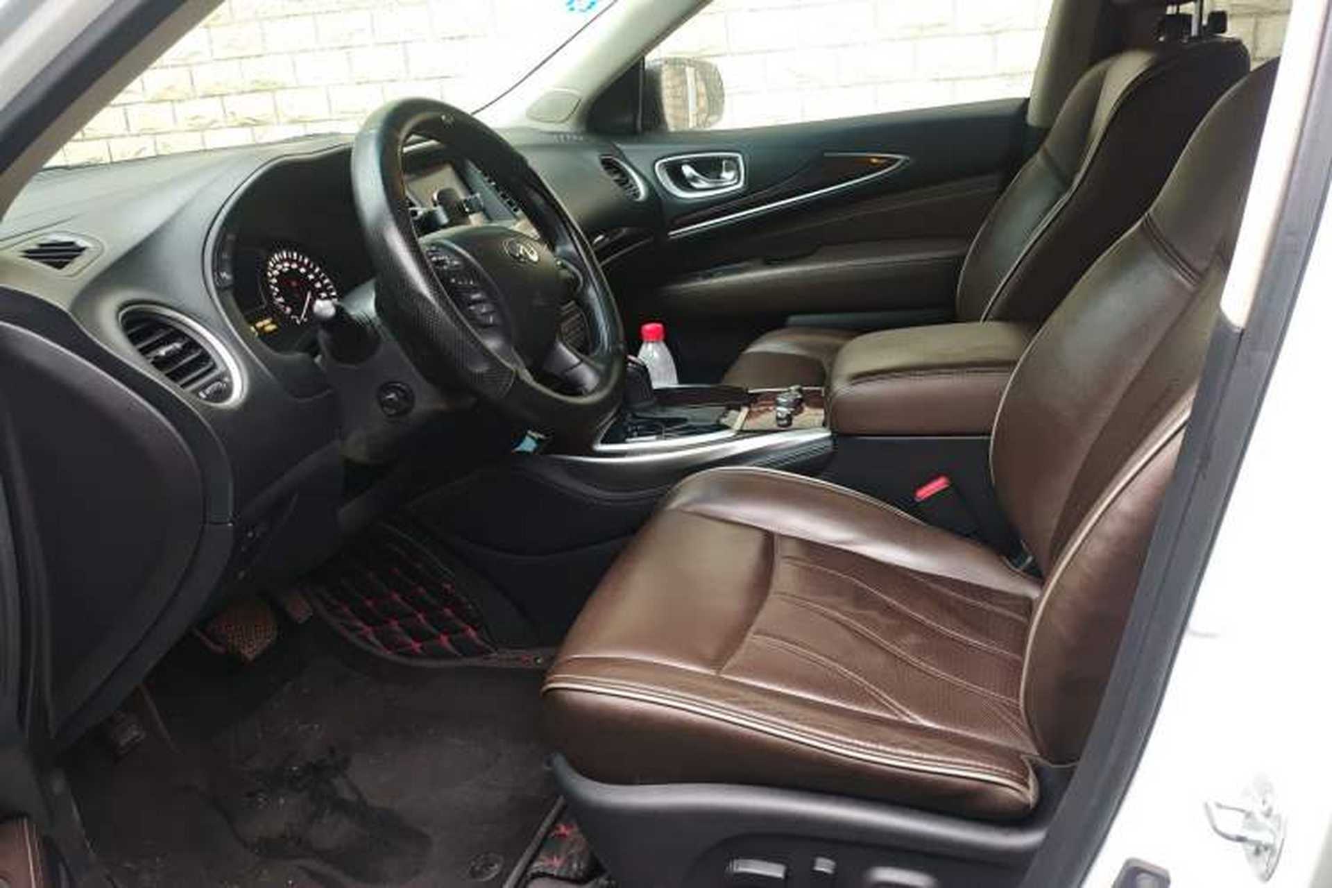 Used Infiniti QX60 2016 2.5 S/C Hybrid Two-Wheel-Drive Excellence Edition China V Standard Left Front Seat