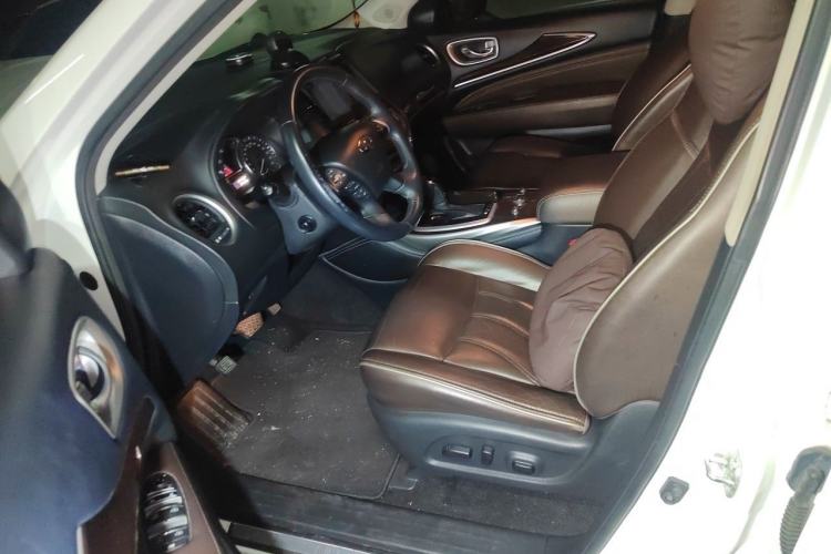 Used Infiniti QX60 2016 2.5 S/C Hybrid Two-Wheel-Drive Excellence Edition China V Standard Left Front Seat