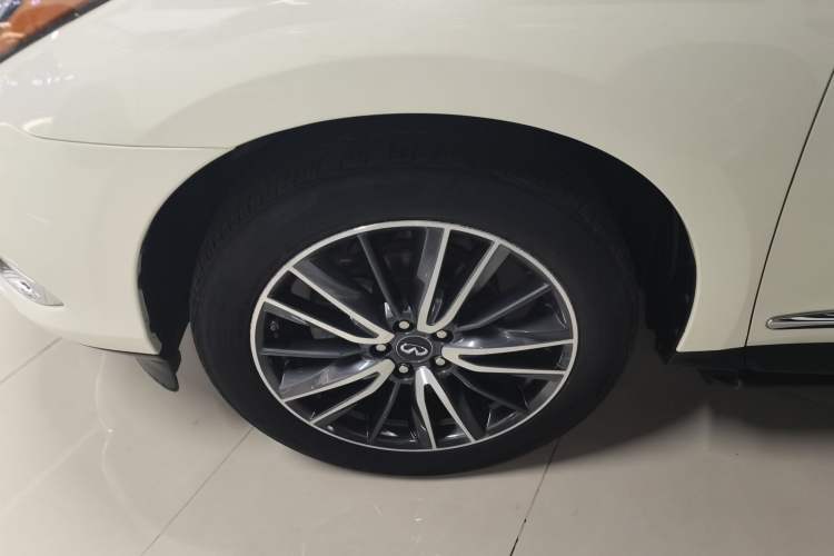 Used Infiniti QX60 2016 2.5 S/C Hybrid Two-Wheel-Drive Excellence Edition China V Standard Left Front Wheel Hub
