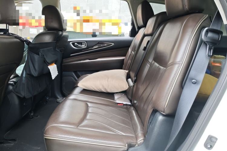 Used Infiniti QX60 2016 2.5 S/C Hybrid Two-Wheel-Drive Excellence Edition China V Standard Left Rear Seat