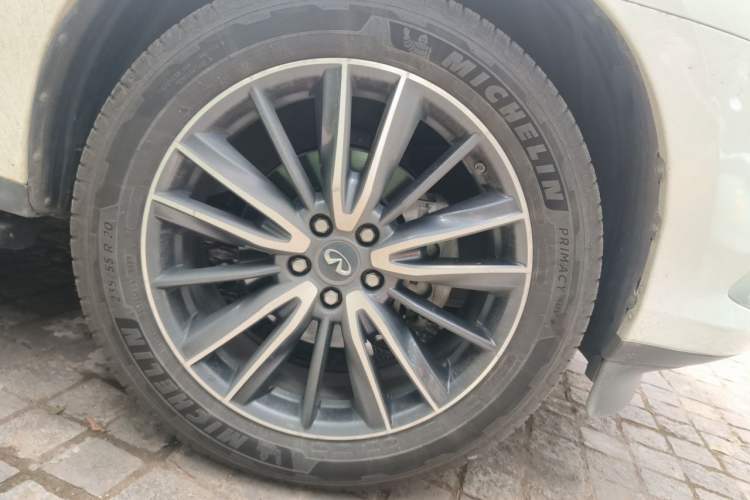Used Infiniti QX60 2016 2.5 S/C Hybrid Two-Wheel-Drive Excellence Edition China V Standard Right Front Wheel Hub