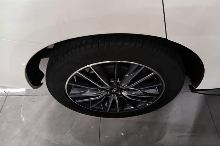 Used Infiniti QX60 2016 2.5 S/C Hybrid Two-Wheel-Drive Excellence Edition China V Standard Right Rear Wheel Hub