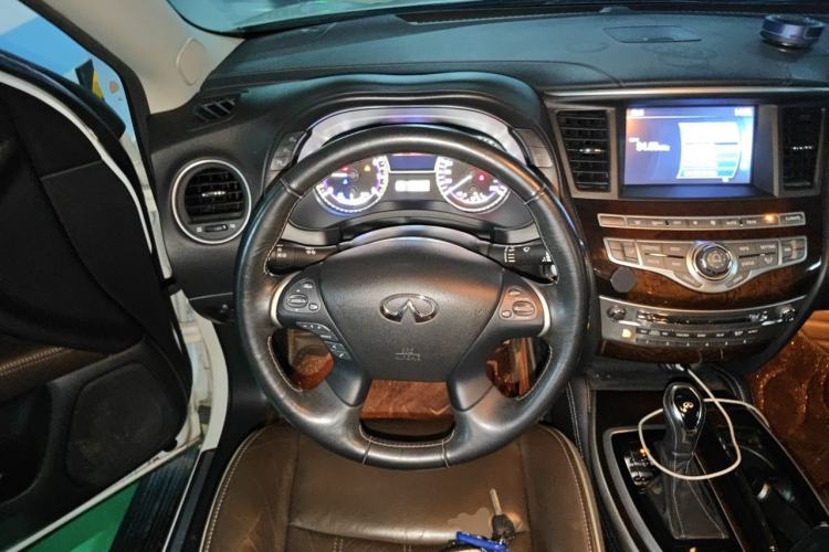 Used Infiniti QX60 2016 2.5 S/C Hybrid Two-Wheel-Drive Excellence Edition China V Standard Steering Wheel