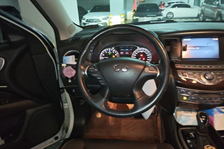 Used Infiniti QX60 2016 2.5 S/C Hybrid Two-Wheel-Drive Excellence Edition China V Standard Steering Wheel