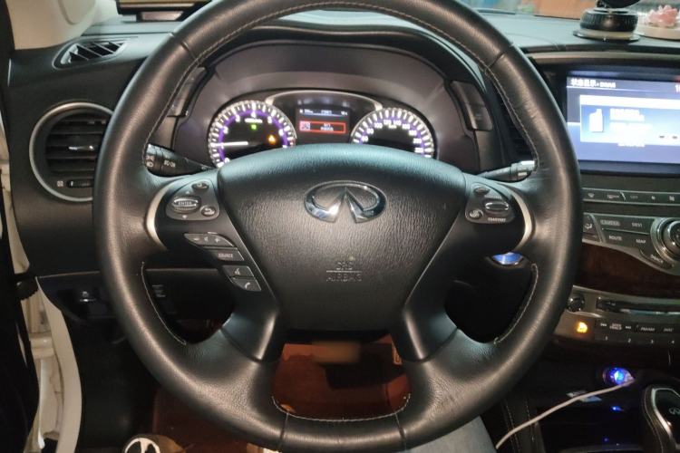 Used Infiniti QX60 2016 2.5 S/C Hybrid Two-Wheel-Drive Excellence Edition China V Standard Steering Wheel