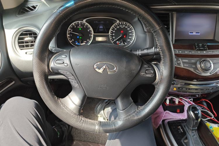 Used Infiniti QX60 2016 2.5 S/C Hybrid Two-Wheel-Drive Excellence Edition China V Standard Steering Wheel