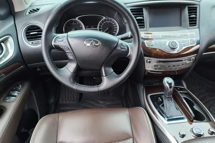 Used Infiniti QX60 2016 2.5 S/C Hybrid Two-Wheel-Drive Excellence Edition China V Standard Steering Wheel