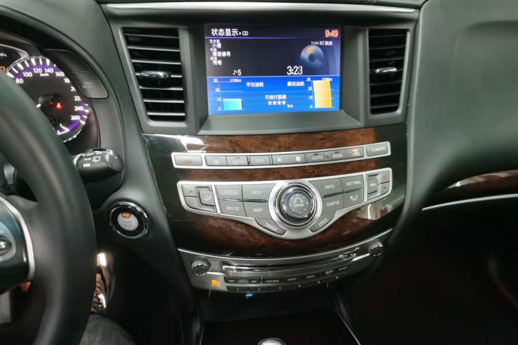 Used Infiniti QX60 2018 2.5 S/C Hybrid Two-Wheel-Drive Champion Family Edition Audio And AC Panel