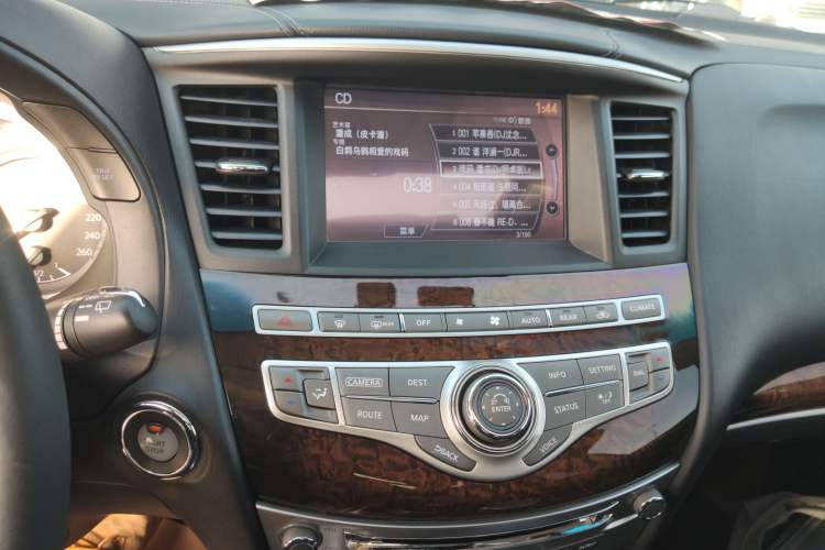 Used Infiniti QX60 2018 2.5 S/C Hybrid Two-Wheel-Drive Excellence Edition China VI Standard Audio And AC Panel