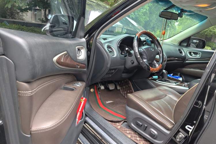 Used Infiniti QX60 2018 2.5 S/C Hybrid Two-Wheel-Drive Champion Family Edition Driver Seat