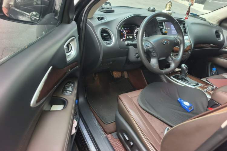 Used Infiniti QX60 2018 2.5 S/C Hybrid Two-Wheel-Drive Excellence Edition China VI Standard Driver Seat