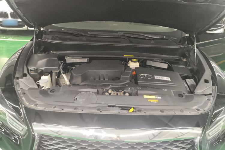 Used Infiniti QX60 2018 2.5 S/C Hybrid Two-Wheel-Drive Excellence Edition China VI Standard Engine Bay