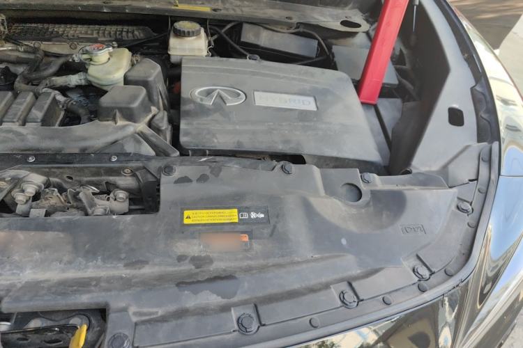 Used Infiniti QX60 2018 2.5 S/C Hybrid Two-Wheel-Drive Champion Family Edition Engine Bay Left