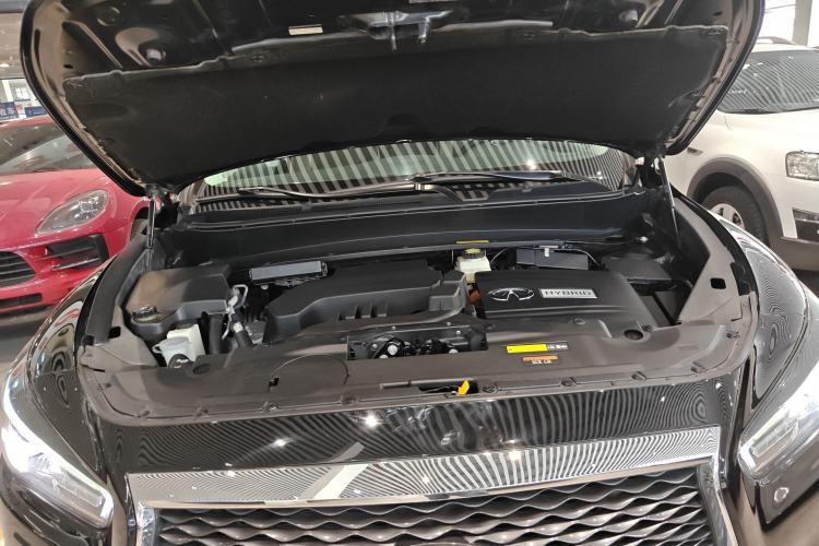 Used Infiniti QX60 2018 2.5 S/C Hybrid Two-Wheel-Drive Excellence Edition China VI Standard Engine Bay