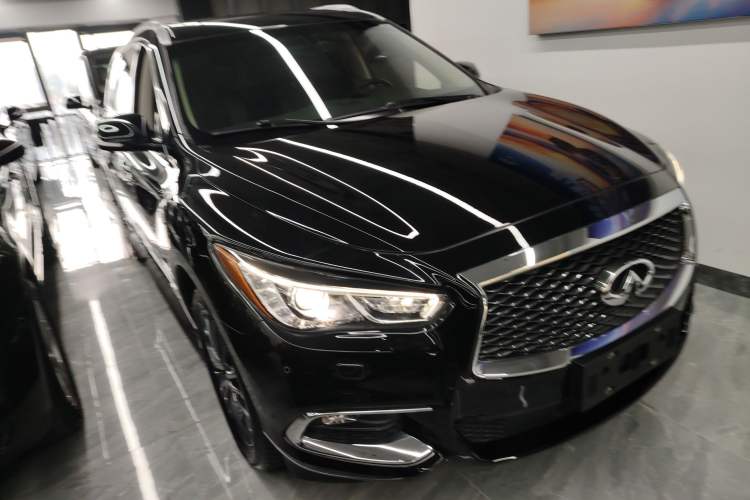 Used Infiniti QX60 2018 2.5 S/C Hybrid Two-Wheel-Drive Excellence Edition China VI Standard Exterior 2