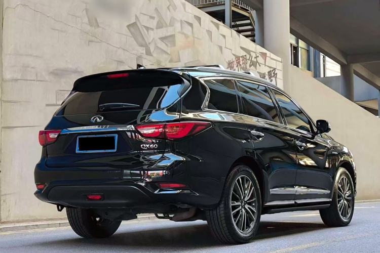 Used Infiniti QX60 2018 2.5 S/C Hybrid Two-Wheel-Drive Champion Family Edition Exterior 2