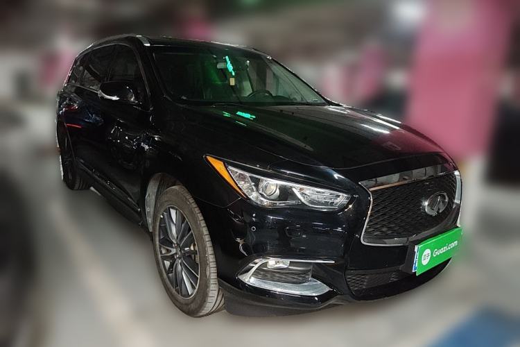 Used Infiniti QX60 2018 2.5 S/C Hybrid Two-Wheel-Drive Champion Family Edition Front Right 45 Deg