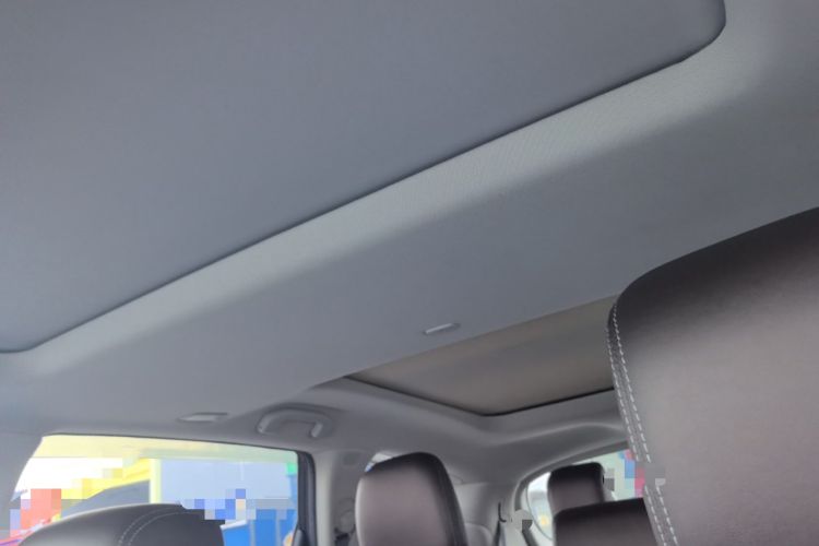 Used Infiniti QX60 2018 2.5 S/C Hybrid Four-Wheel Drive All-Terrain Version China VI Standard Headliner