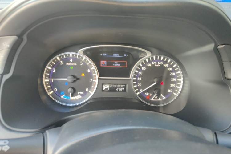 Used Infiniti QX60 2018 2.5 S/C Hybrid Two-Wheel-Drive Champion Family Edition Instrument Cluster
