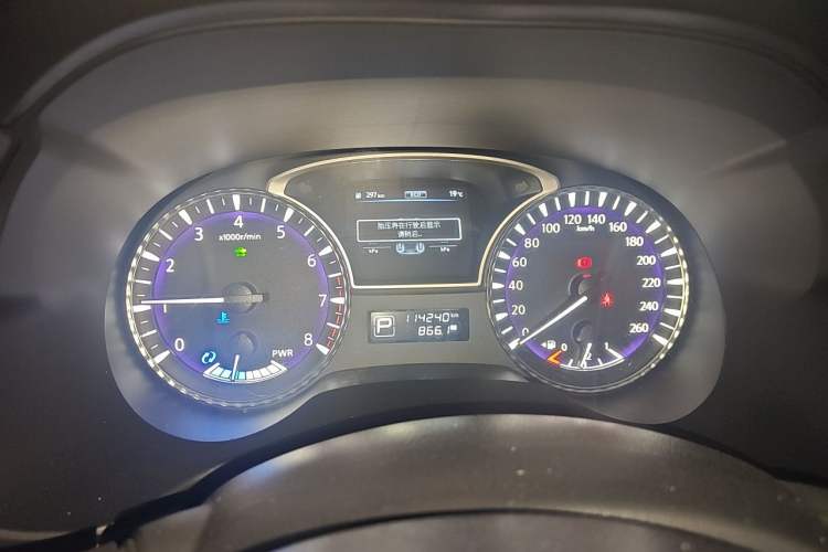 Used Infiniti QX60 2018 2.5 S/C Hybrid Two-Wheel-Drive Champion Family Edition Instrument Cluster