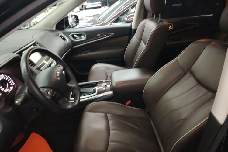 Used Infiniti QX60 2018 2.5 S/C Hybrid Two-Wheel-Drive Excellence Edition China VI Standard Left Front Seat