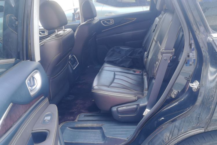 Used Infiniti QX60 2018 2.5 S/C Hybrid Two-Wheel-Drive Champion Family Edition Left Rear Seat