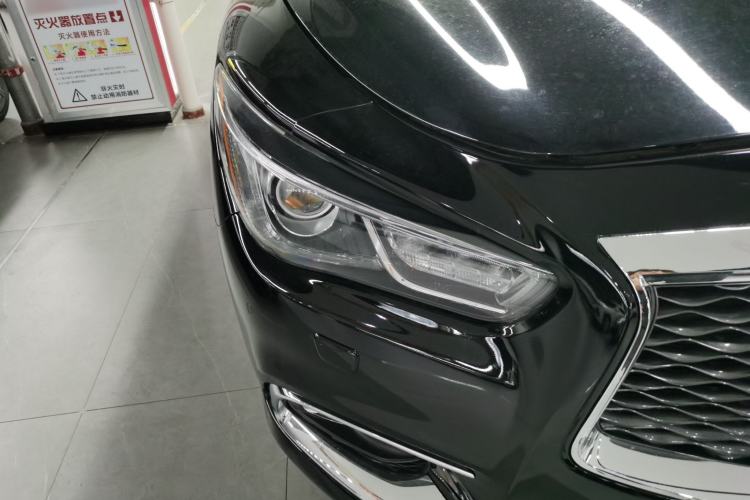 Used Infiniti QX60 2018 2.5 S/C Hybrid Two-Wheel-Drive Champion Family Edition Right Front Headlight