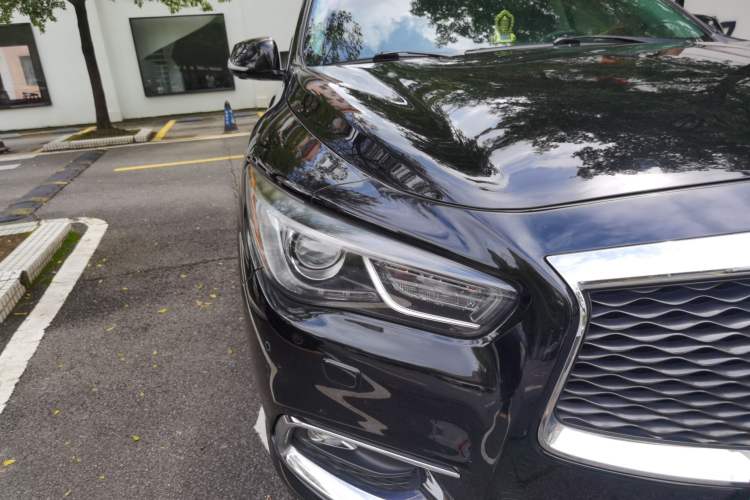Used Infiniti QX60 2018 2.5 S/C Hybrid Four-Wheel Drive All-Terrain Version China VI Standard Right Front Headlight
