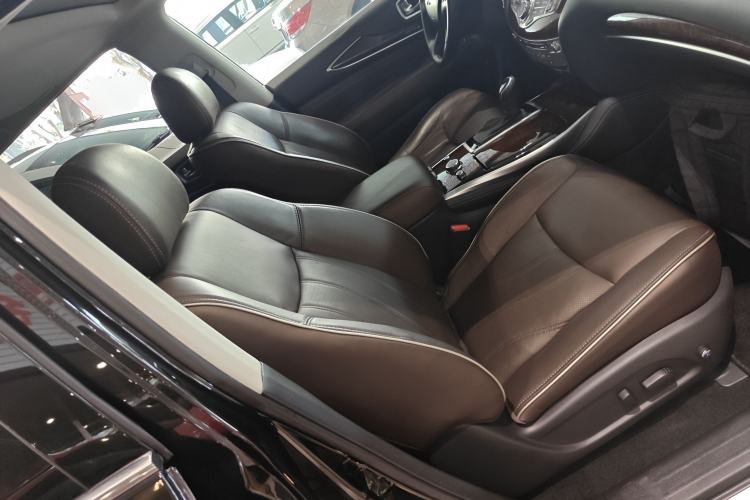 Used Infiniti QX60 2018 2.5 S/C Hybrid Two-Wheel-Drive Excellence Edition China VI Standard Right Front Seat