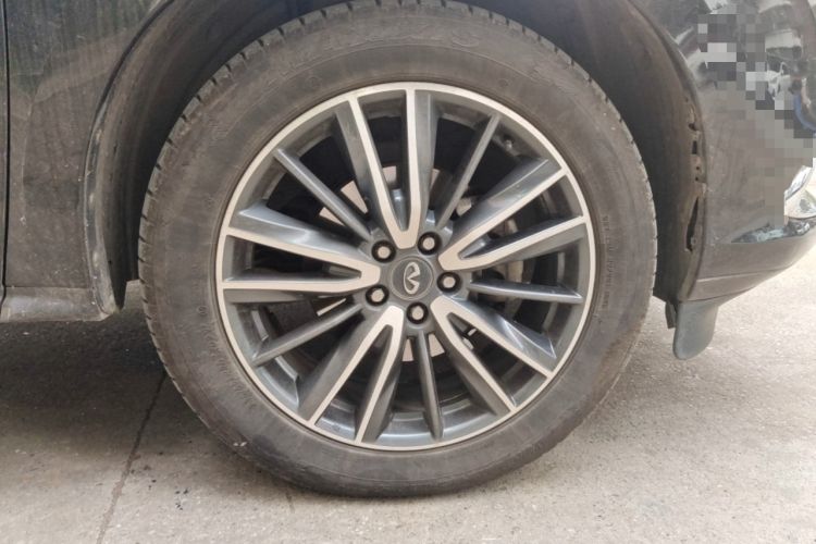Used Infiniti QX60 2018 2.5 S/C Hybrid Two-Wheel-Drive Champion Family Edition Right Front Wheel Hub
