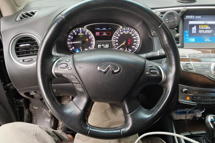 Used Infiniti QX60 2018 2.5 S/C Hybrid Two-Wheel-Drive Champion Family Edition Steering Wheel