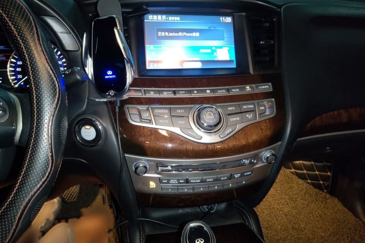Used Infiniti QX60 2018 2.5 S/C Hybrid Two-Wheel-Drive Excellence Edition China VI Standard Audio And AC Panel