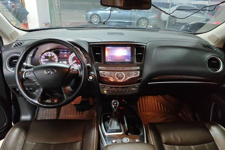 Used Infiniti QX60 2018 2.5 S/C Hybrid Two-Wheel-Drive Champion Family Edition Center Console
