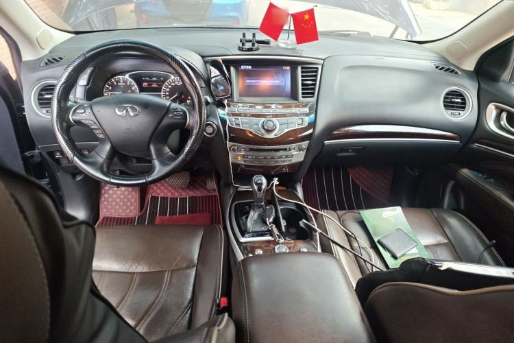 Used Infiniti QX60 2018 2.5 S/C Hybrid Two-Wheel-Drive Champion Family Edition Center Console