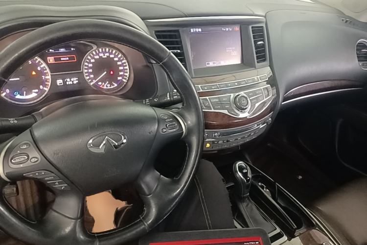 Used Infiniti QX60 2018 2.5 S/C Hybrid Two-Wheel-Drive Champion Family Edition Center Console