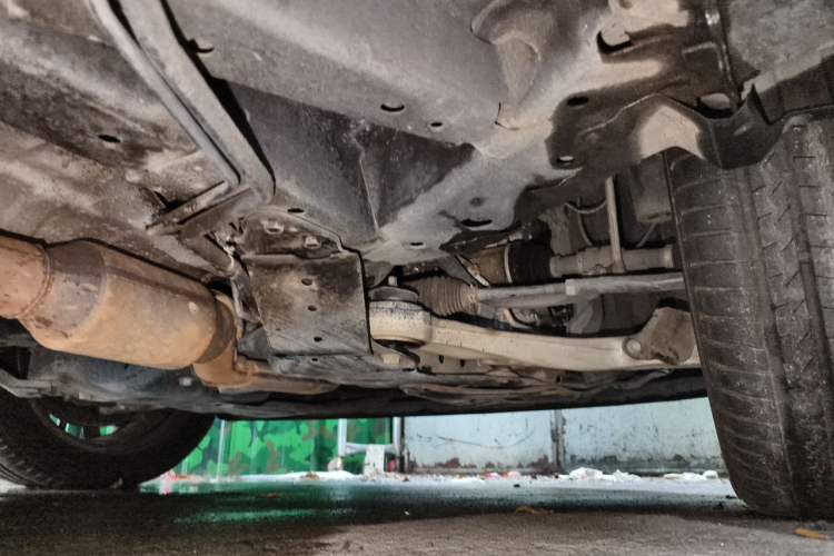 Used Infiniti QX60 2018 2.5 S/C Hybrid Two-Wheel-Drive Champion Family Edition Chassis Front Right