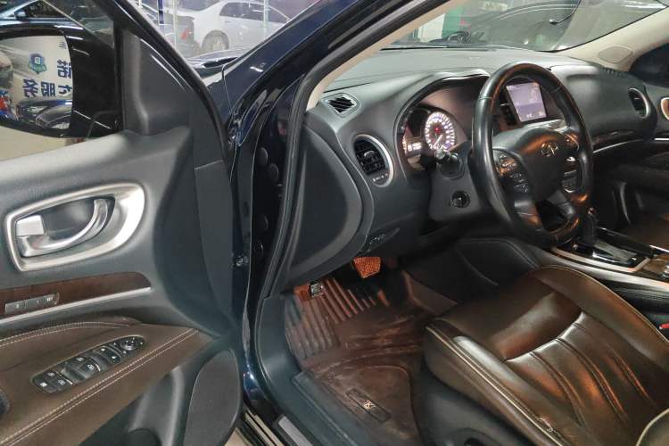Used Infiniti QX60 2018 2.5 S/C Hybrid Two-Wheel-Drive Champion Family Edition Driver Seat