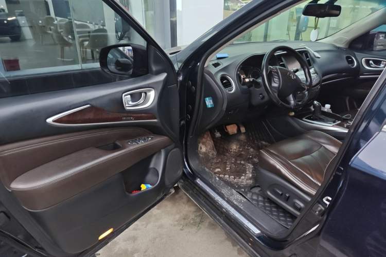 Used Infiniti QX60 2018 2.5 S/C Hybrid Two-Wheel-Drive Champion Family Edition Driver Seat
