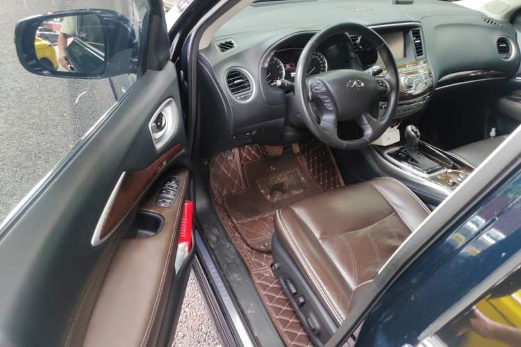 Used Infiniti QX60 2018 2.5 S/C Hybrid Two-Wheel-Drive Excellence Edition China VI Standard Driver Seat
