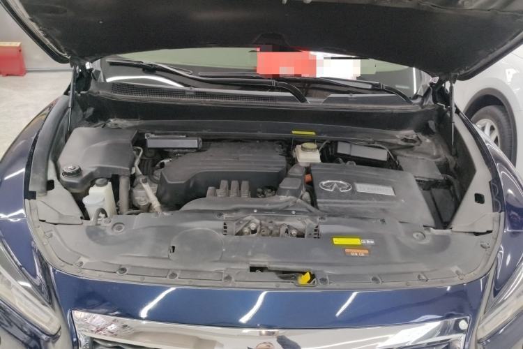 Used Infiniti QX60 2018 2.5 S/C Hybrid Two-Wheel-Drive Champion Family Edition Engine Bay