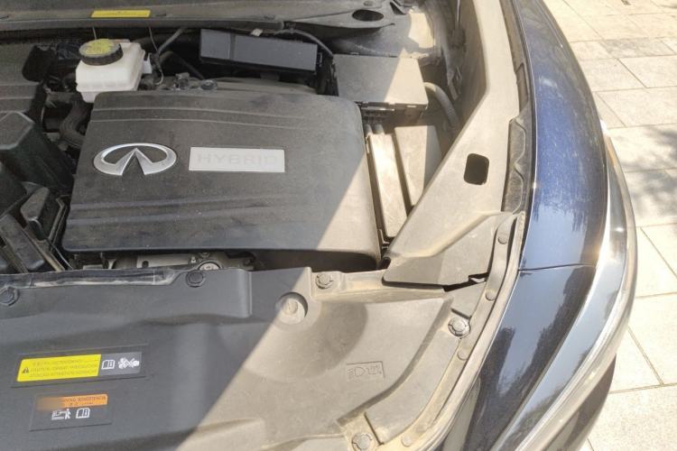 Used Infiniti QX60 2018 2.5 S/C Hybrid Two-Wheel-Drive Champion Family Edition Engine Bay Left