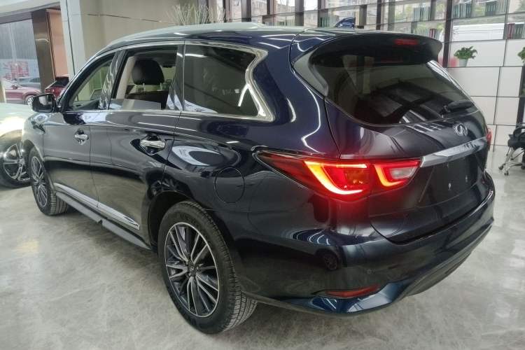 Used Infiniti QX60 2018 2.5 S/C Hybrid Two-Wheel-Drive Champion Family Edition Exterior 3
