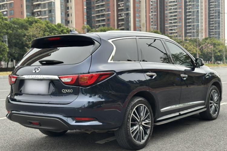 Used Infiniti QX60 2018 2.5 S/C Hybrid Two-Wheel-Drive Excellence Edition China VI Standard Exterior 9