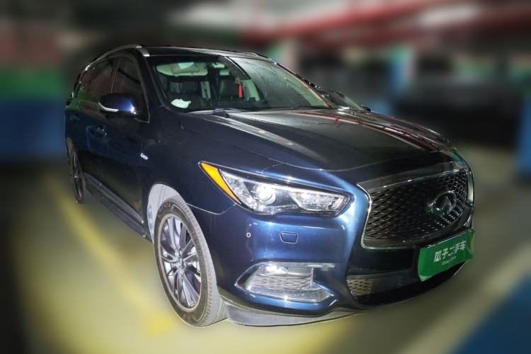 Used Infiniti QX60 2018 2.5 S/C Hybrid Two-Wheel-Drive Champion Family Edition Front Right 45 Deg