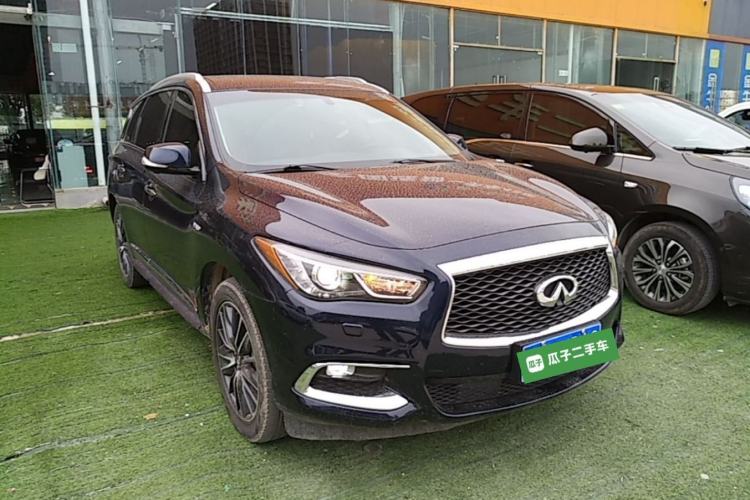 Used Infiniti QX60 2018 2.5 S/C Hybrid Two-Wheel-Drive Excellence Edition China VI Standard Front Right 45 Deg