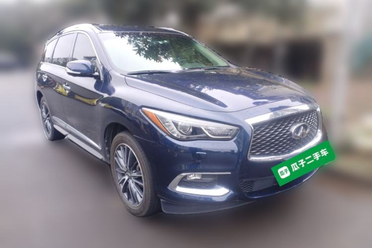 Used Infiniti QX60 2018 2.5 S/C Hybrid Two-Wheel-Drive Champion Family Edition Front Right 45 Deg